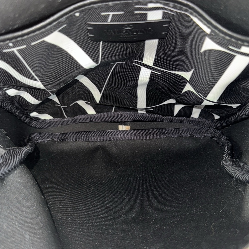 Valentino Garavani VLTN Logo Camera Crossbody Bag with COA - Picture 11 of 14